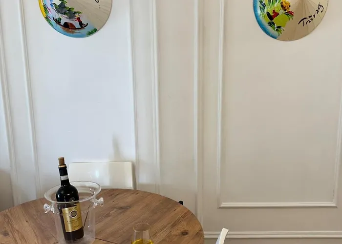 Va Lungomare Апартаменты Влёра