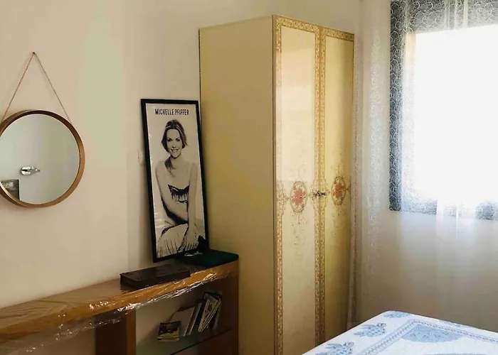 Va Lungomare * Влёра